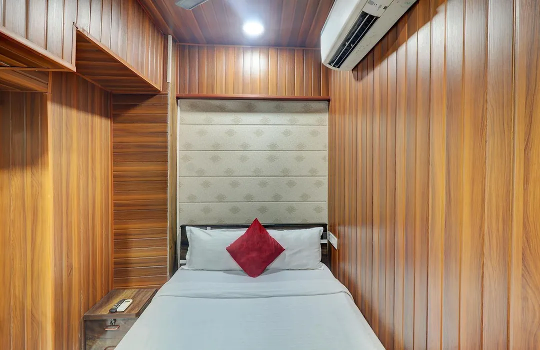 Hotel Ab Residency Near Kokilaben Dhirubhai Ambani Hospital Andheri West Mumbai-1